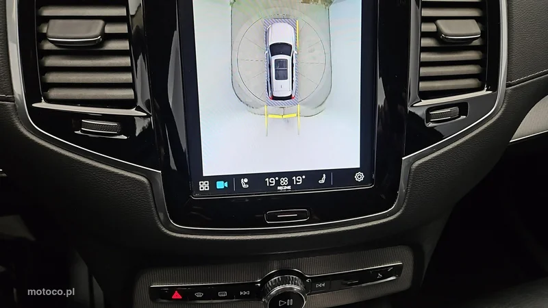 Volvo XC 90 18