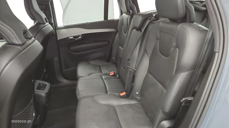 Volvo XC 90 19