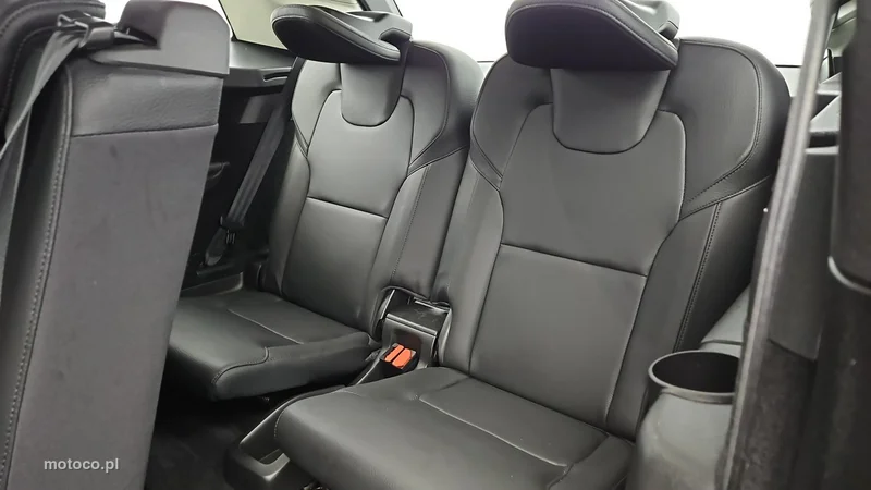 Volvo XC 90 21