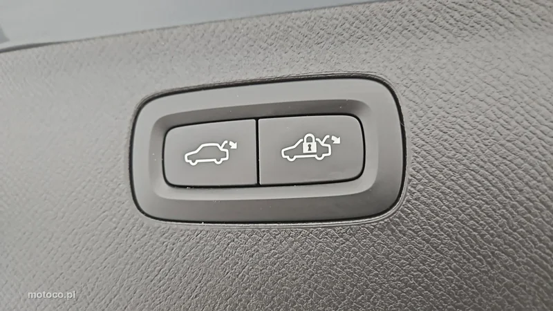 Volvo XC 90 23