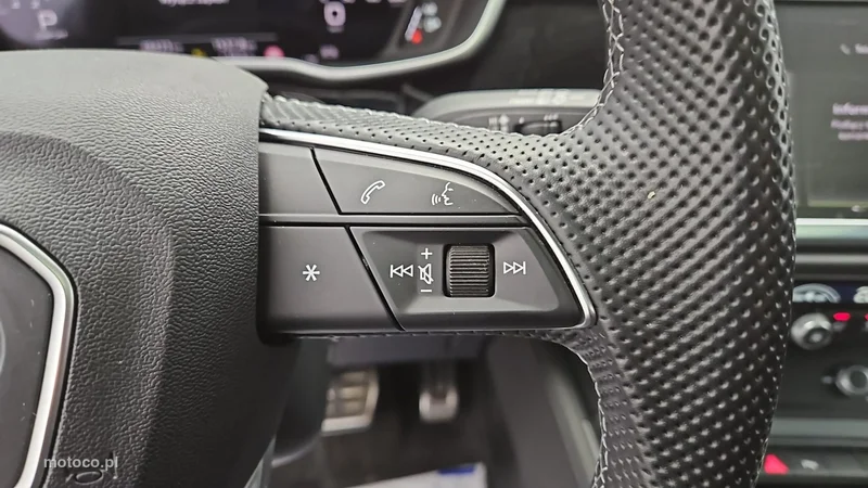 Audi Q3 F3 15