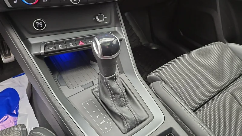 Audi Q3 F3 18