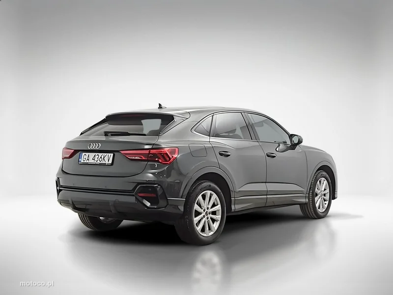 Audi Q3 F3 5