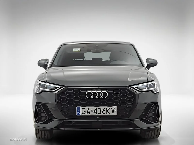 Audi Q3 F3 8