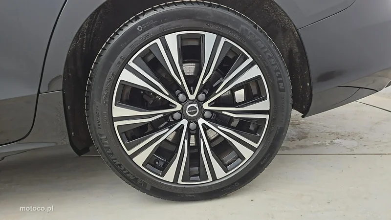 Volvo V60 25