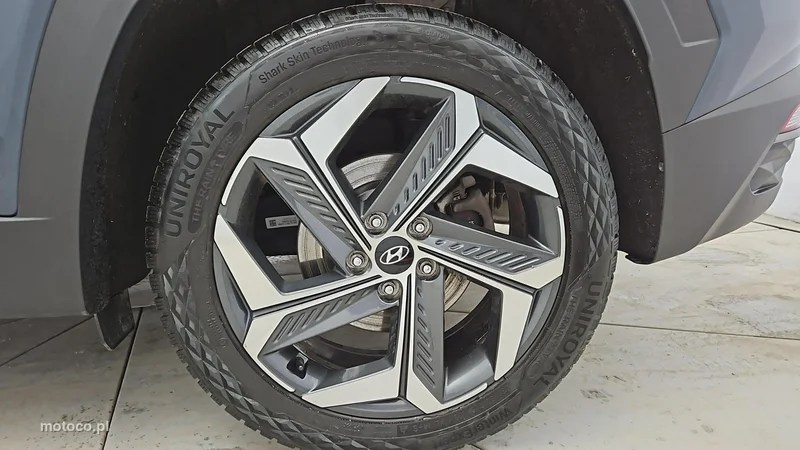Hyundai TUCSON 25