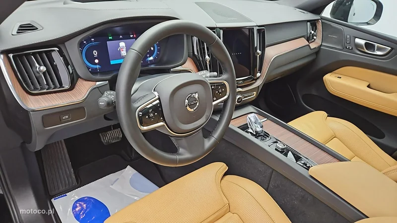 Volvo XC 60 9