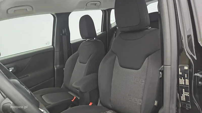 Jeep Renegade 11