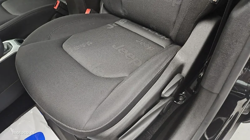 Jeep Renegade 12