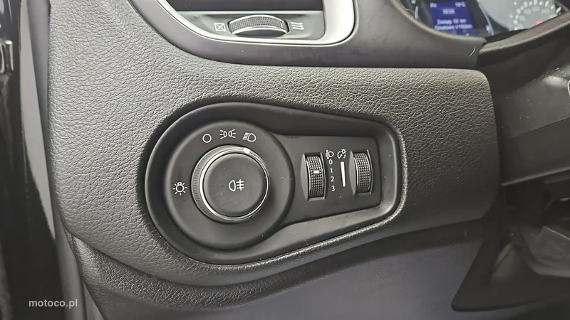 Jeep Renegade 16