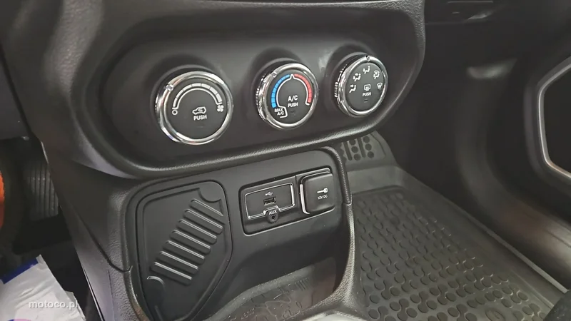 Jeep Renegade 17