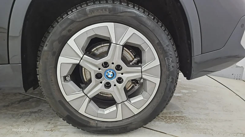 BMW X1 U11 23