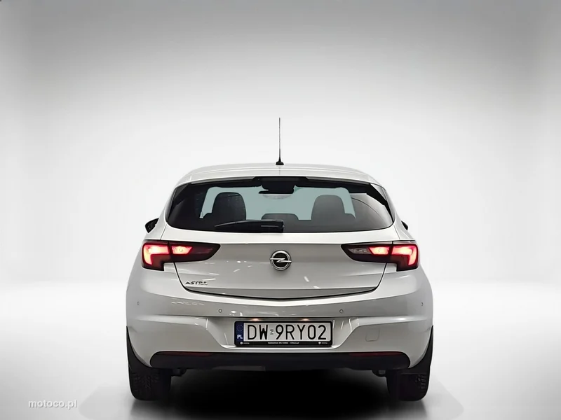 Opel Astra K 4
