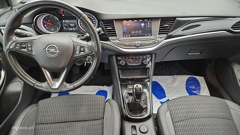 Opel Astra K 12