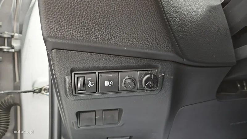 Toyota Corolla Cross 17