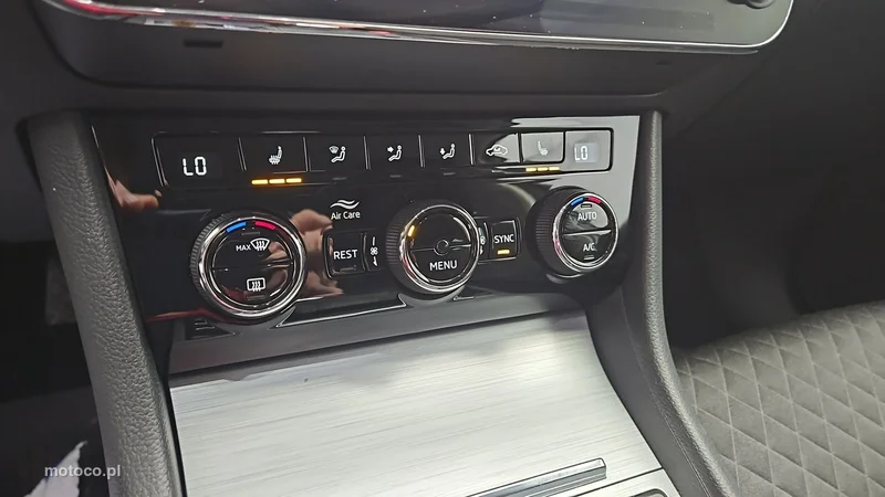 Skoda Superb III 18