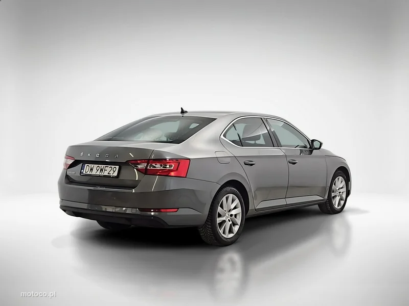 Skoda Superb III 5