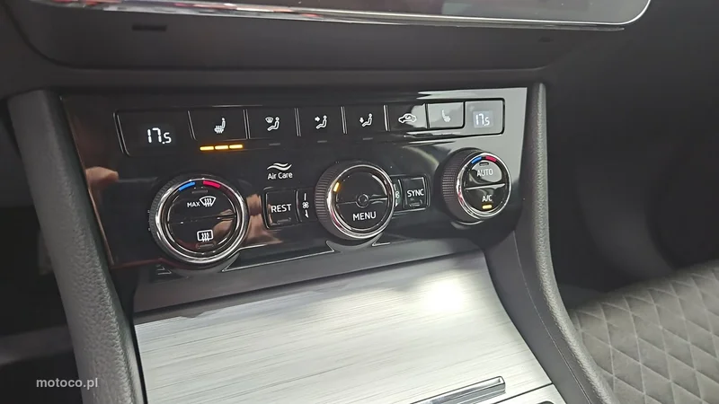 Skoda Superb III 19