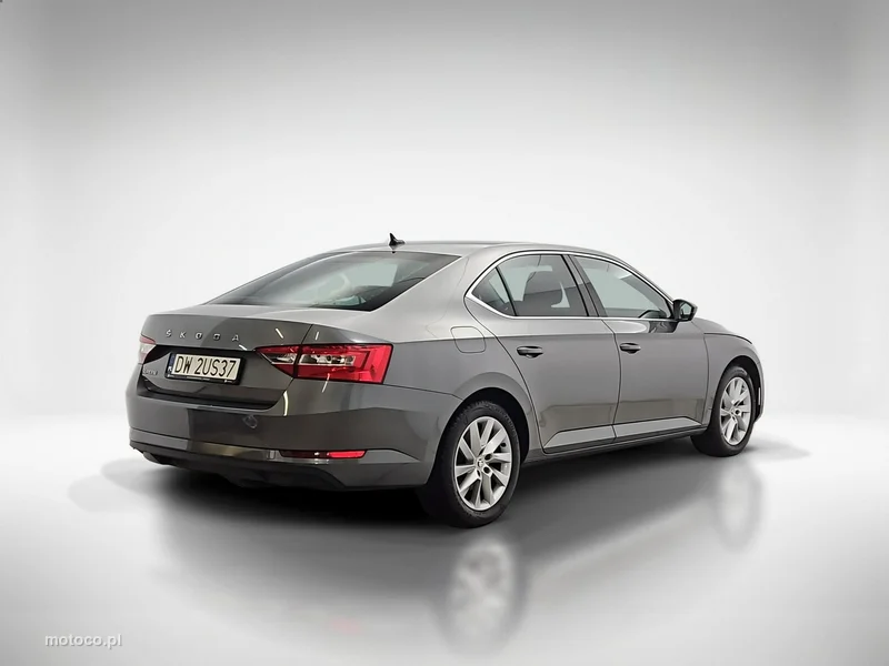 Skoda Superb III 5