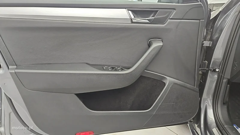Skoda Superb III 10