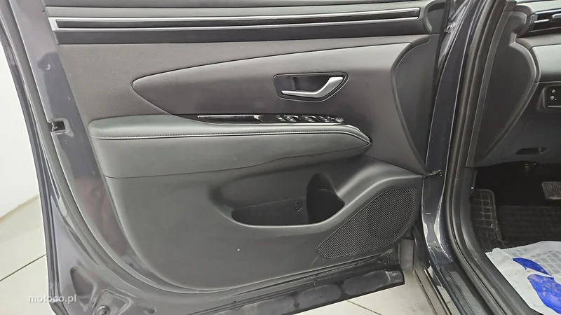 Hyundai TUCSON 10