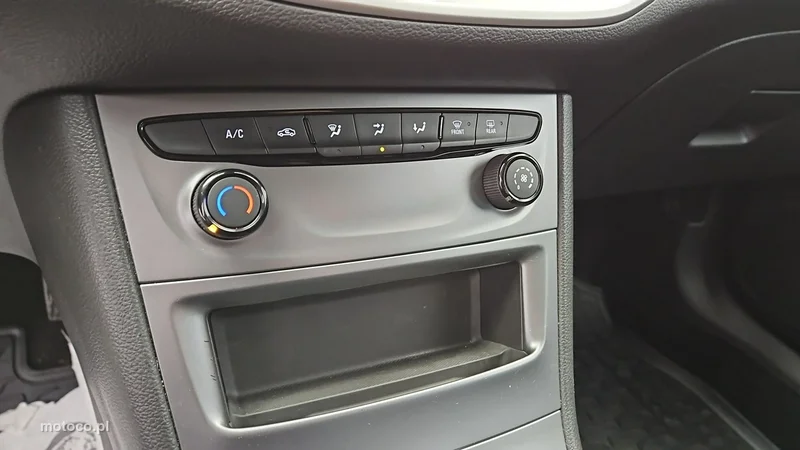 Opel Astra K 18