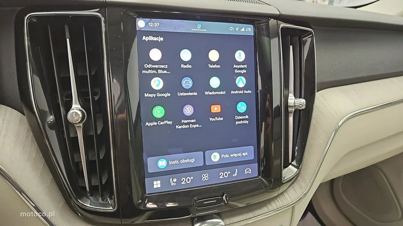 Volvo XC 60 20