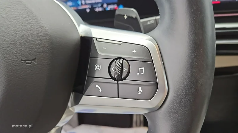 BMW X1 U11 15