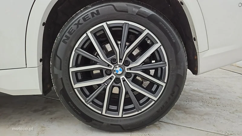 BMW X1 U11 24