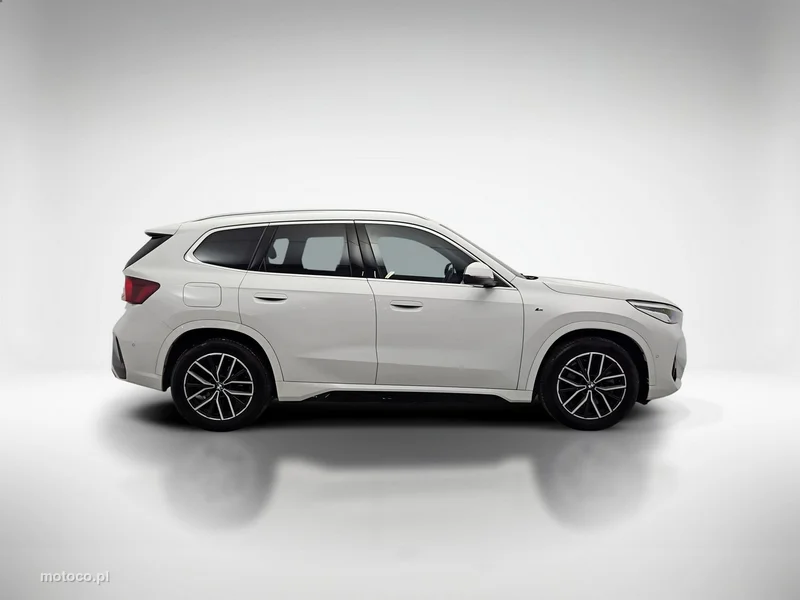 BMW X1 U11 6