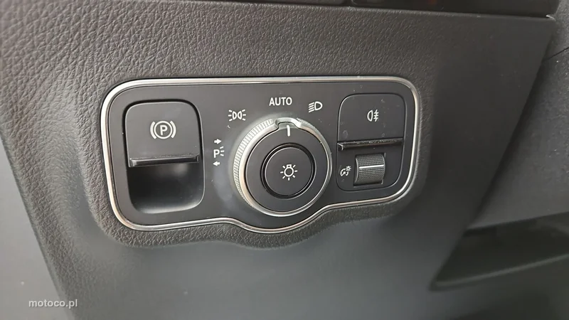 Mercedes-Benz EQA 17