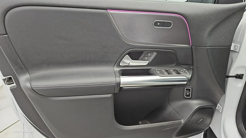 Mercedes-Benz EQA 10