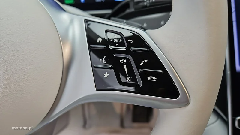 Mercedes-Benz EQE 15