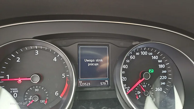 Volkswagen Passat Variant B8 15