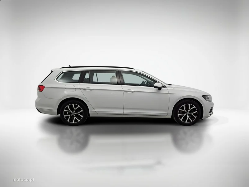 Volkswagen Passat Variant B8 6