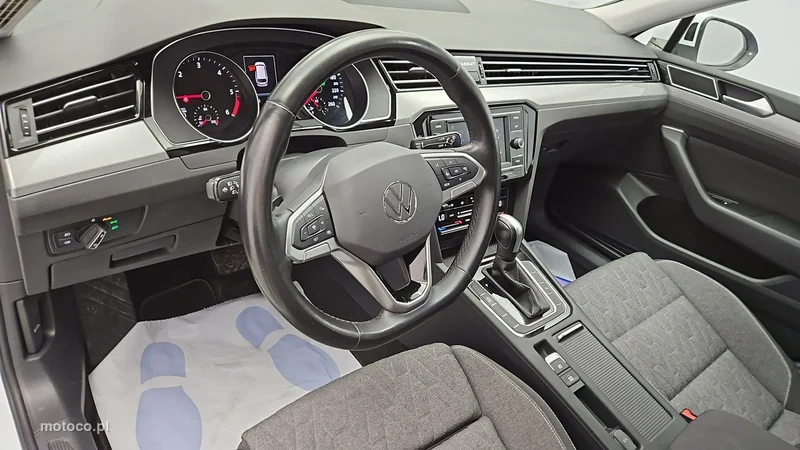 Volkswagen Passat Variant B8 9