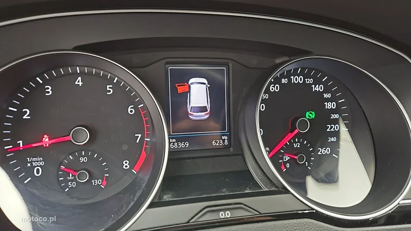 Volkswagen Passat Variant B8 14