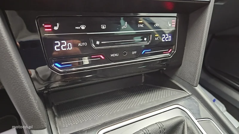 Volkswagen Passat Variant B8 18