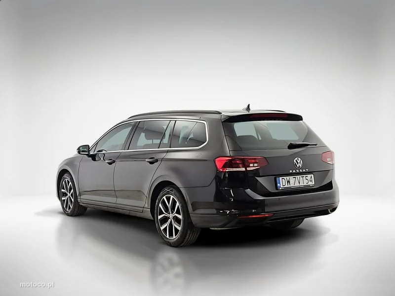 Volkswagen Passat Variant B8 3
