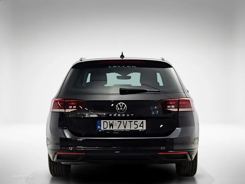Volkswagen Passat Variant B8 4