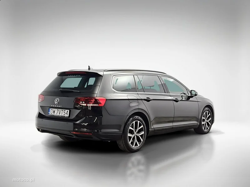Volkswagen Passat Variant B8 5