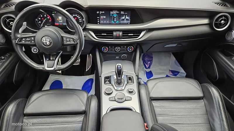 Alfa Romeo Stelvio 13