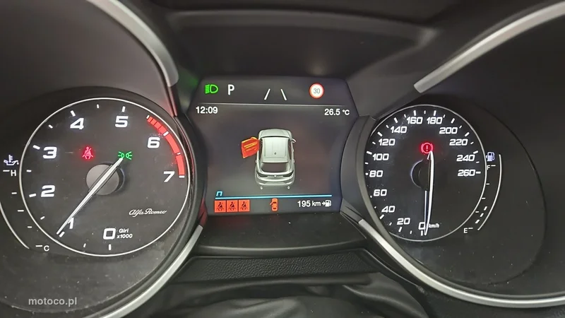 Alfa Romeo Stelvio 14