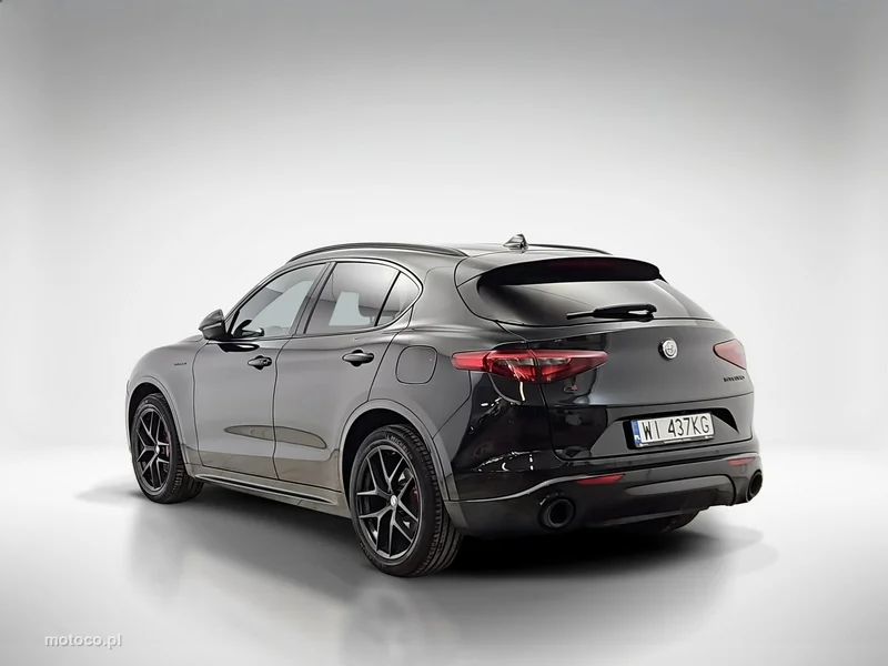 Alfa Romeo Stelvio 3