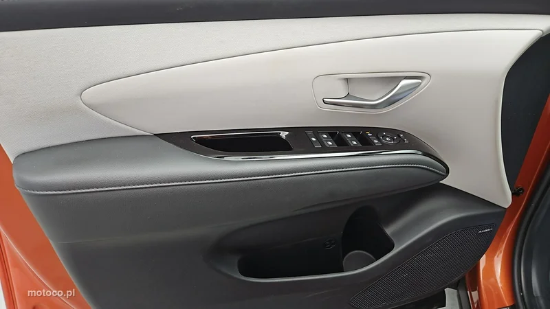 Hyundai TUCSON 10