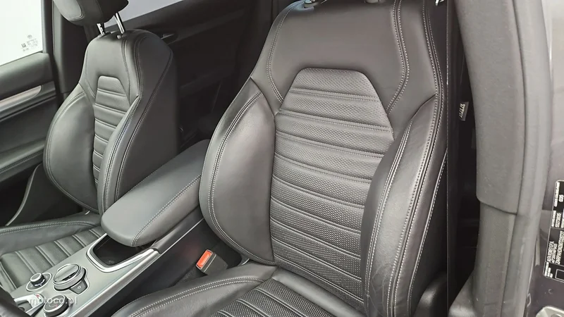 Alfa Romeo Stelvio 11