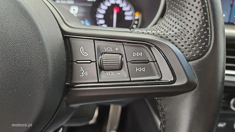 Alfa Romeo Stelvio 15