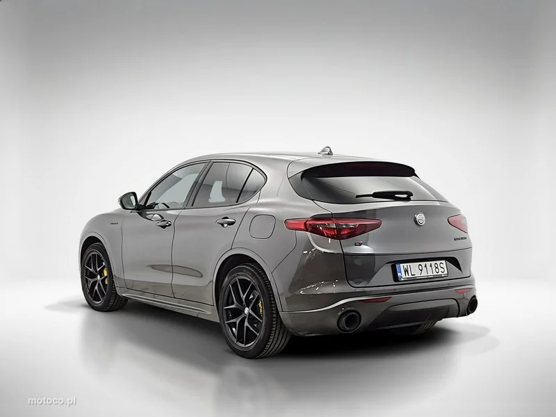Alfa Romeo Stelvio 3