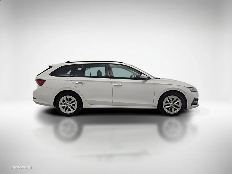 Skoda Octavia IV 6