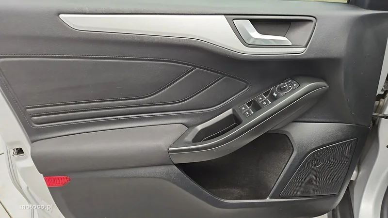 Ford Focus IV 10